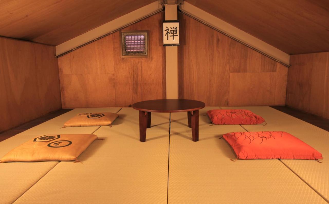 Guesthouse Onigiri Кіото Екстер'єр фото